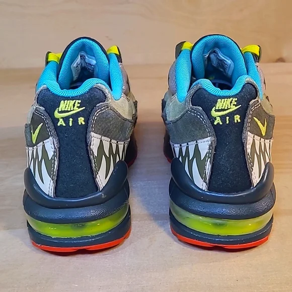 Nike Air Max 95 Monster Sneakers - Picture 7 of 10